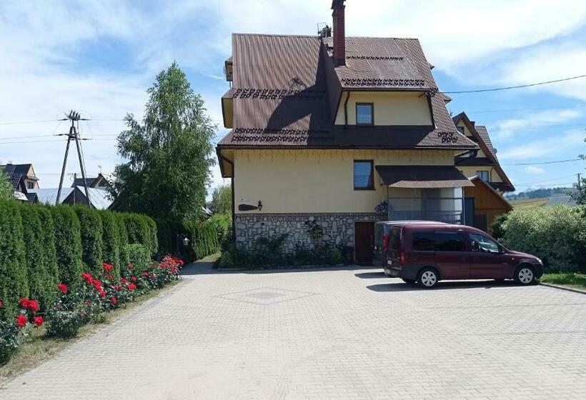 Bed and Breakfast Dom Wypoczynkowy Maria Szumal