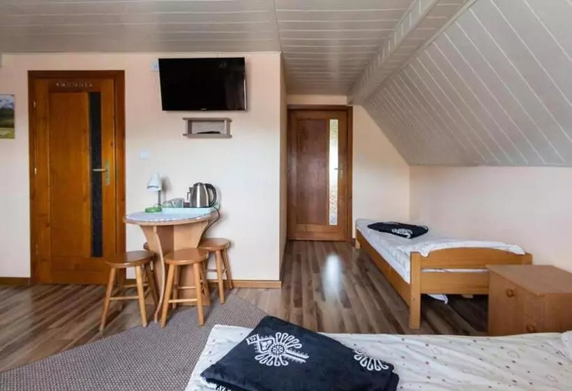 Aamiaismajoitus (B&B) Dom Wypoczynkowy Maria Szumal