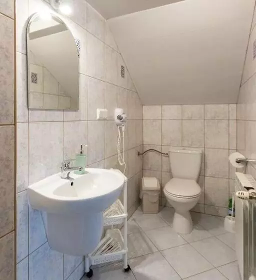 Aamiaismajoitus (B&B) Dom Wypoczynkowy Maria Szumal