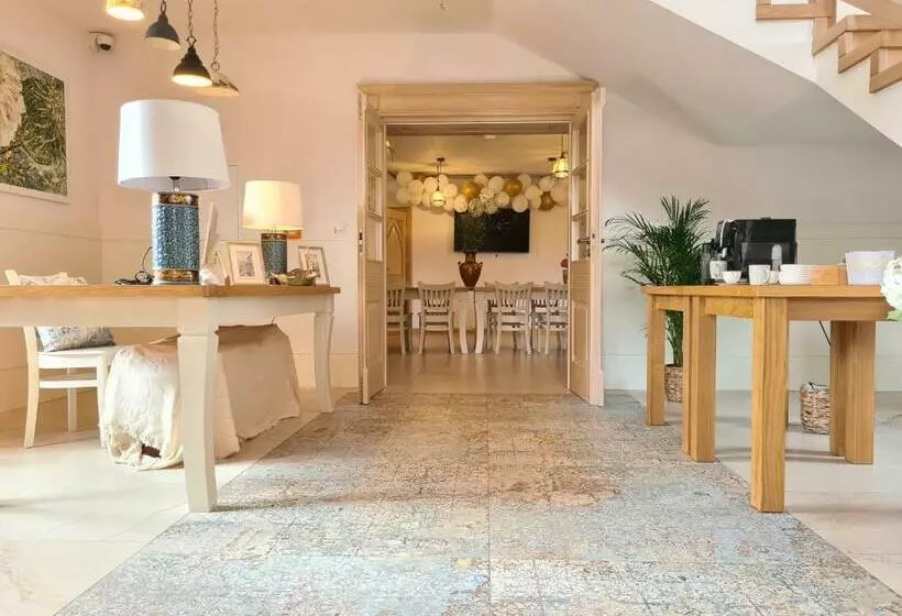 Aamiaismajoitus (B&B) Gościniec Iłżanka