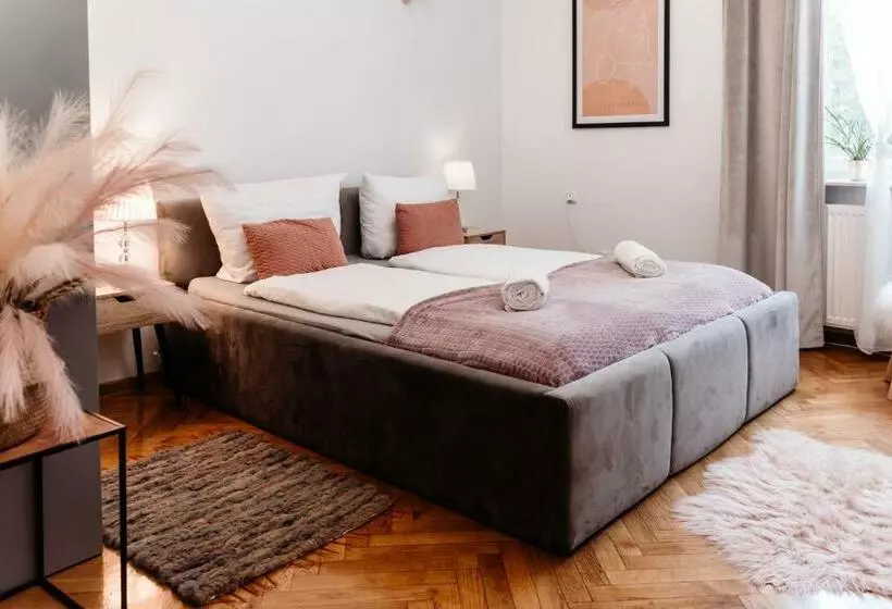 Aamiaismajoitus (B&B) Magurska Ostoja