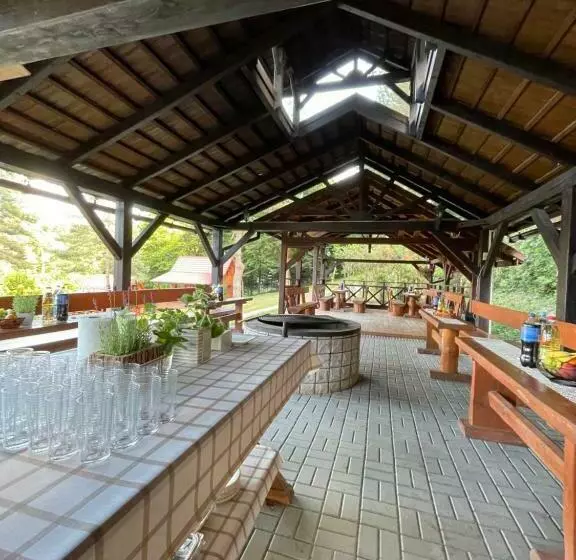 Aamiaismajoitus (B&B) Magurska Ostoja