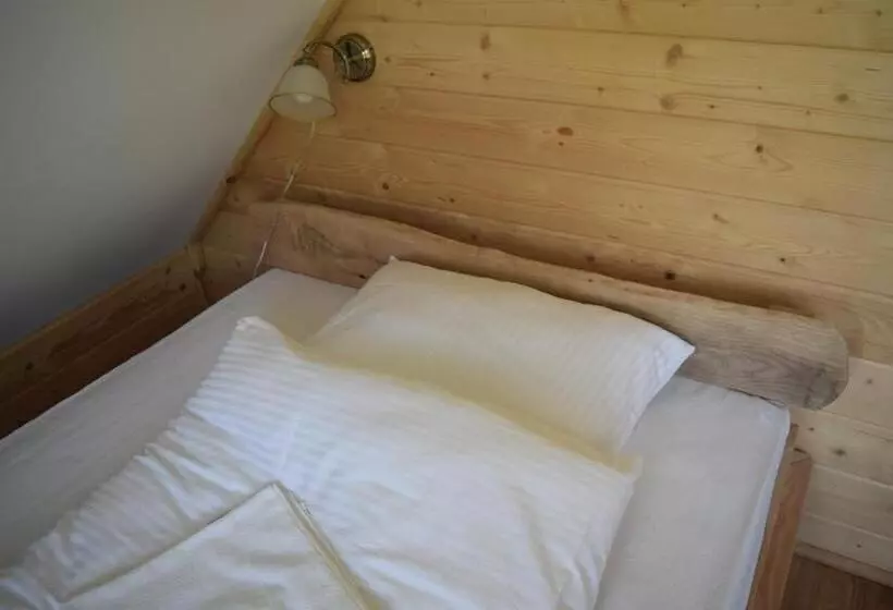 Hotelli Apartamenty Pod Werchowyną