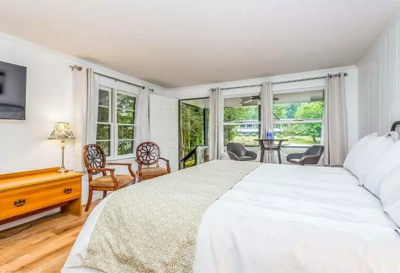 Hotelli Dogwood   Unit 603