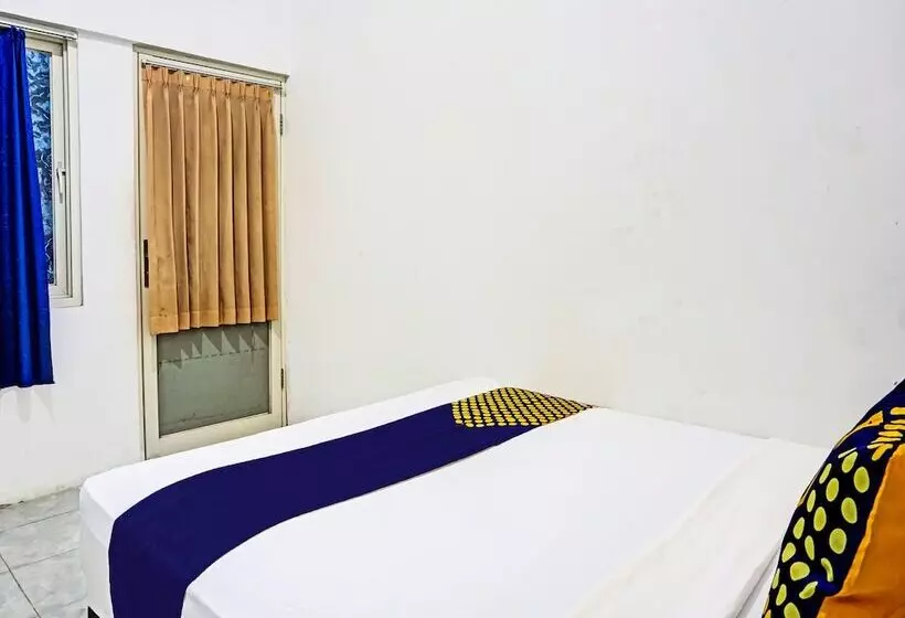 هتل Spot On 91718 Kost Damai Syariah