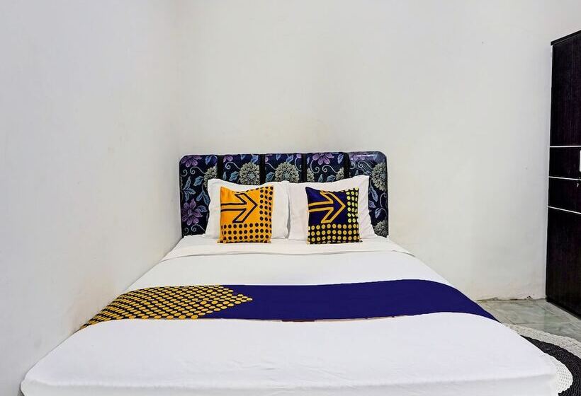 Hotel Spot On 91718 Kost Damai Syariah