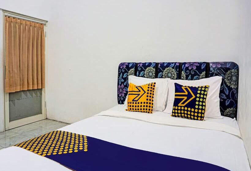 Hotel Spot On 91718 Kost Damai Syariah