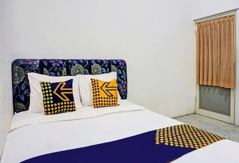 هتل Spot On 91718 Kost Damai Syariah