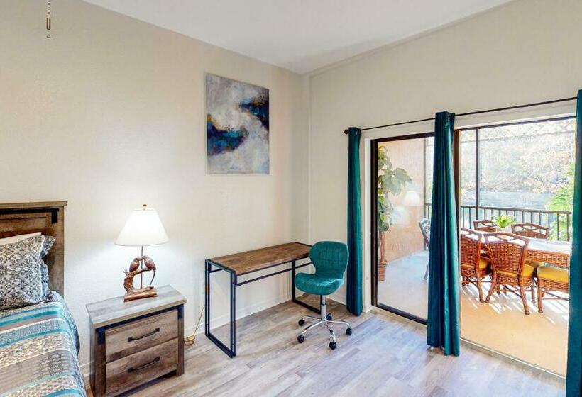 فندق Sunkissed Oasis