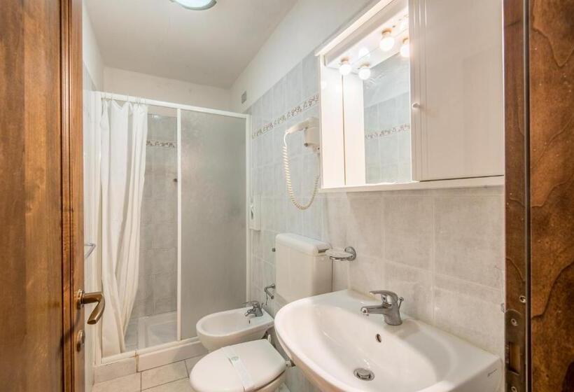 호텔 Poggio Primo   Trilocale Etrusco