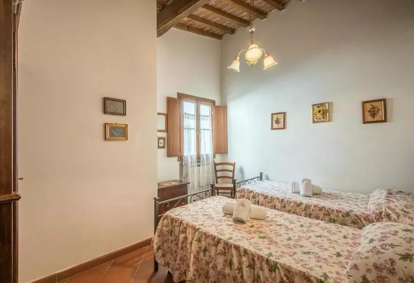 ホテル Poggio Primo   Trilocale Etrusco