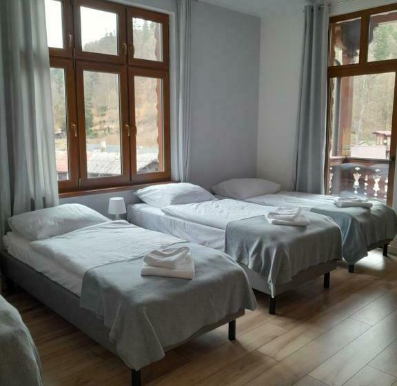 فندق Willa Góralka