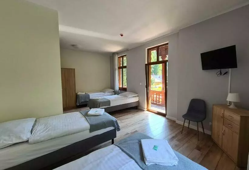 ホテル Willa Góralka