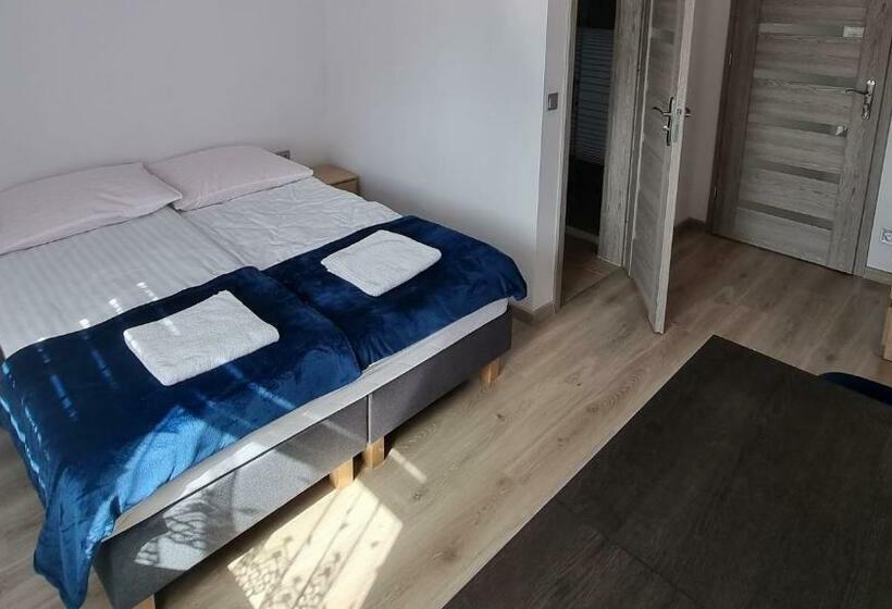 Hotel Zacisze Na Roztoczu