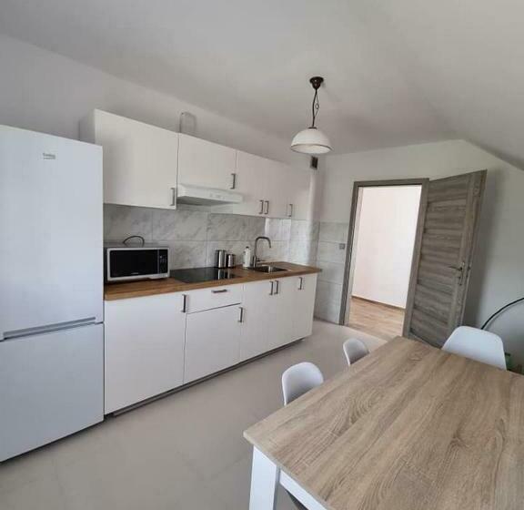 Hotel Zacisze Na Roztoczu