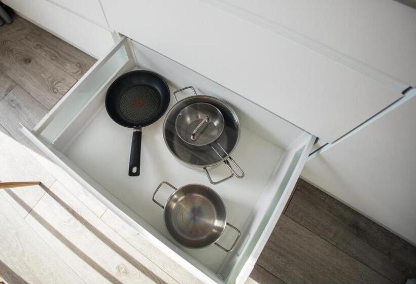 Krasińskiego 15a  10