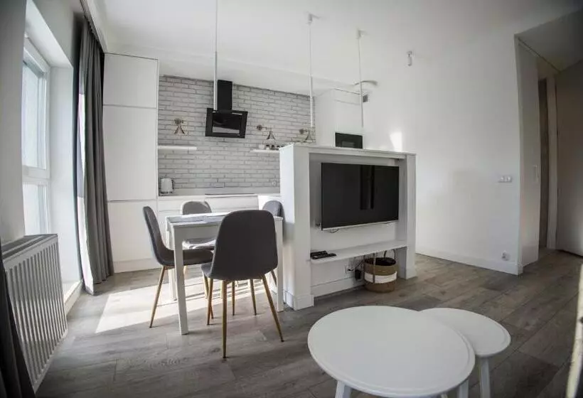 Krasińskiego 15a  10