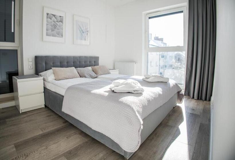 Krasińskiego 15a  10