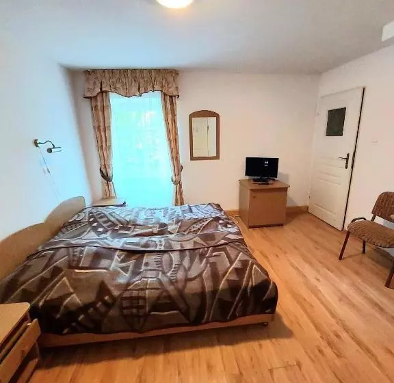 ペンション Marel Apartments U Sowy  Sauna Polanica Zdrój