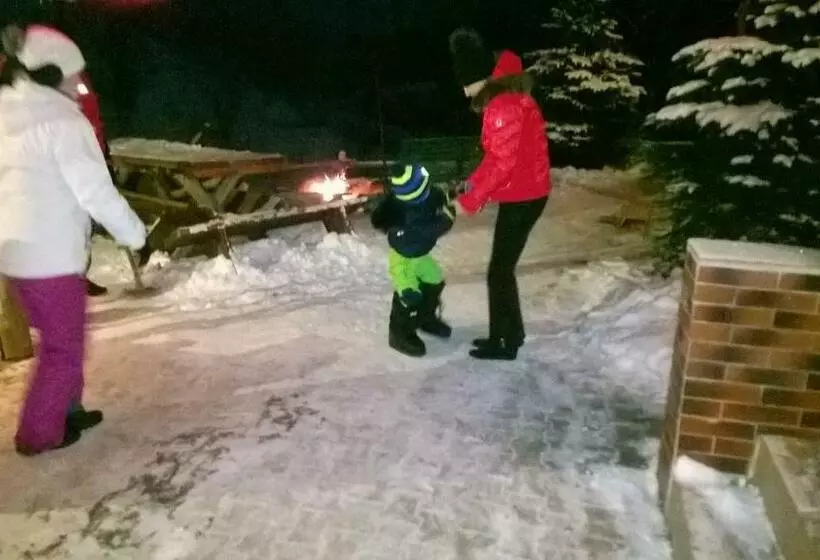 Majatalo Dom Nad Potokiem