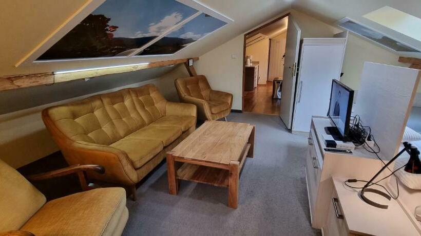 Pansiyon Pokoje Gościnne Przy Kościele Wang