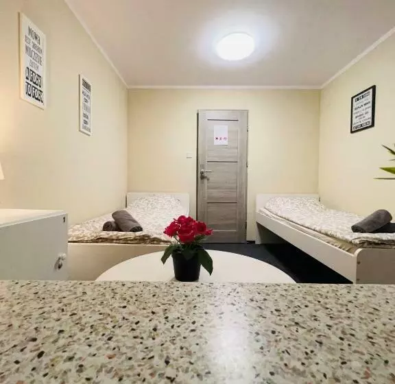هاستل Apart Rooms City Centre