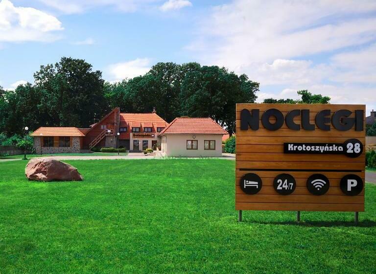فندق صغير Krotoszyńska 28