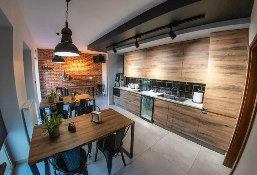 Retkeilymaja Krotoszyńska 28