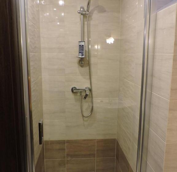 ユースホステル Noclegi Mączyńskiego