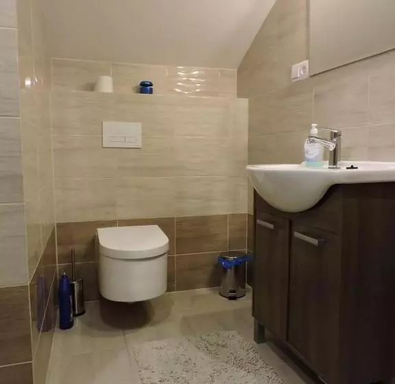 Retkeilymaja Noclegi Mączyńskiego