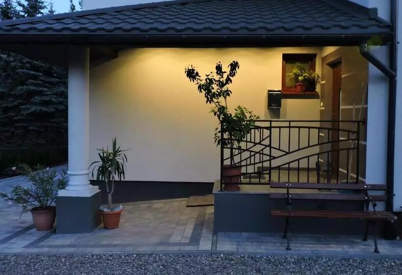 Retkeilymaja Noclegi Mączyńskiego