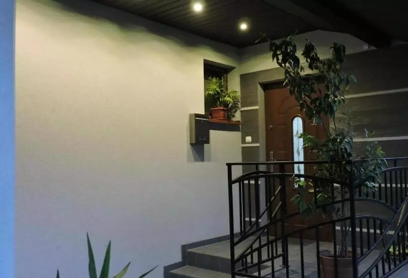 Retkeilymaja Noclegi Mączyńskiego