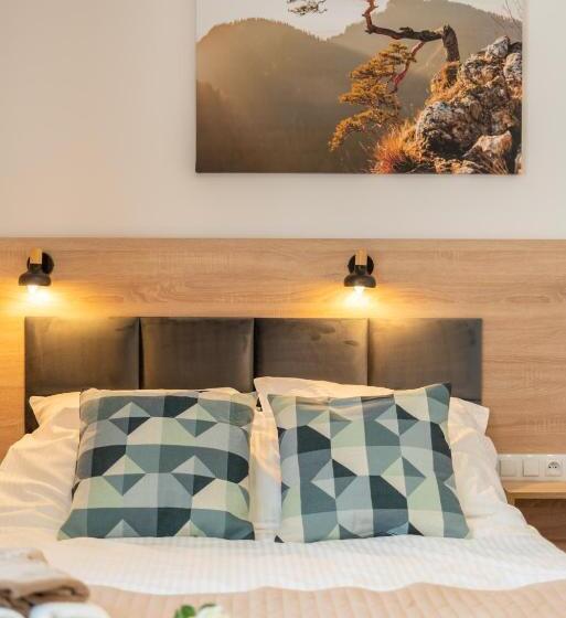 Aamiaismajoitus (B&B) Happy Pokoje Zator   3,5km Energylandia