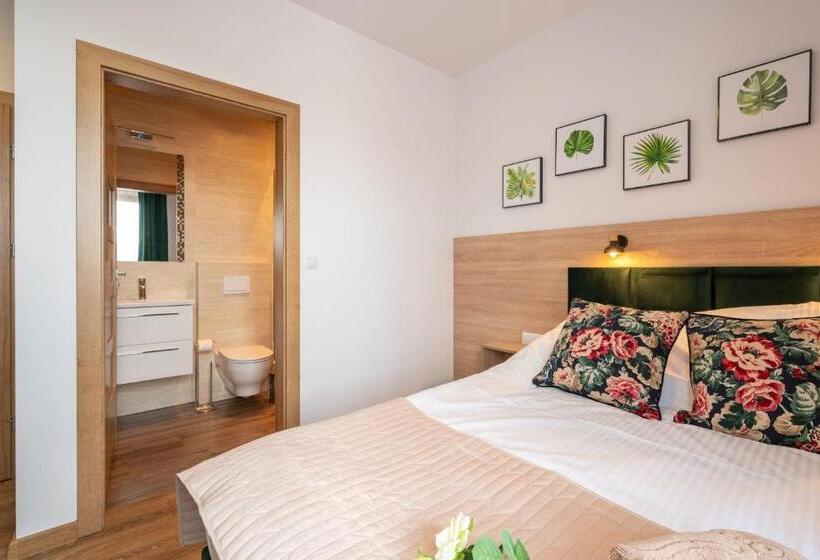 Aamiaismajoitus (B&B) Happy Pokoje Zator   3,5km Energylandia