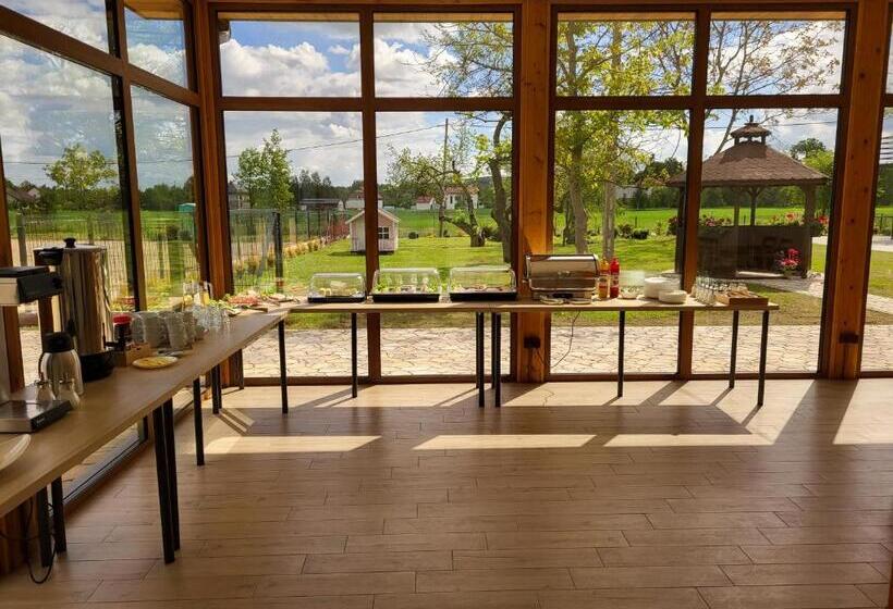 Aamiaismajoitus (B&B) Happy Pokoje Zator   3,5km Energylandia