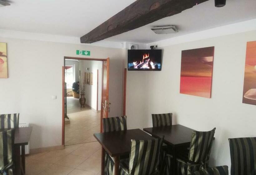 Bed and Breakfast Moniuszko