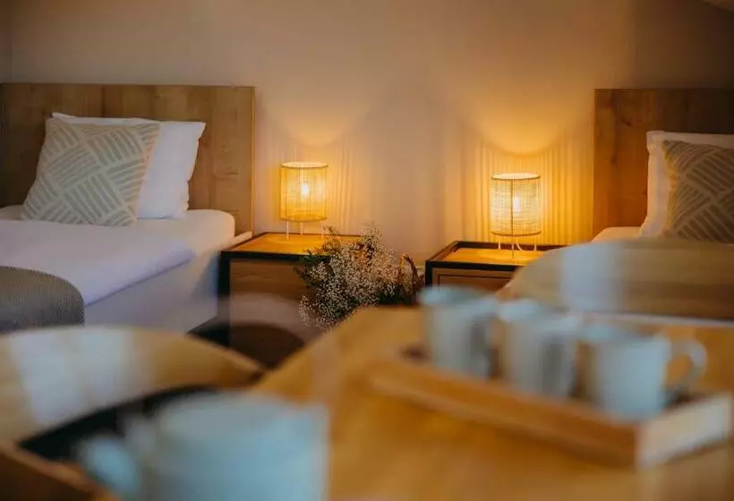 Aamiaismajoitus (B&B) Pokoje Bukowiec Folwark I Park