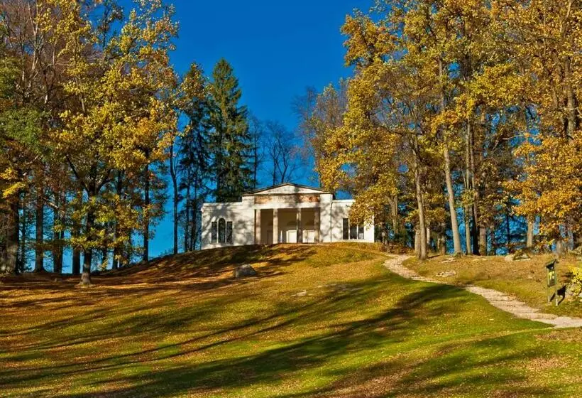 Aamiaismajoitus (B&B) Pokoje Bukowiec Folwark I Park