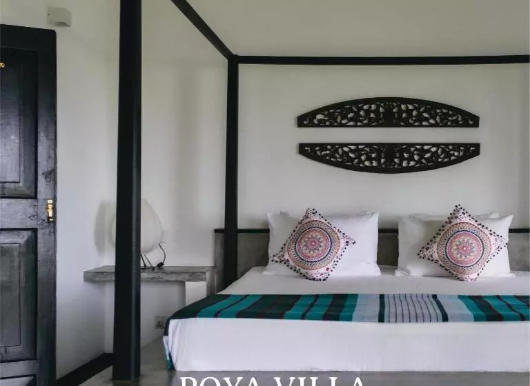 تختخواب و صبحانه Poya Villa Ahangama