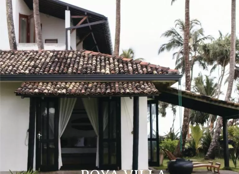 تختخواب و صبحانه Poya Villa Ahangama