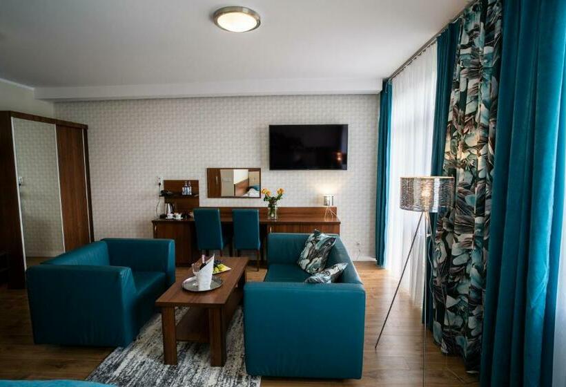 호텔 Centrum Promocji Zdrowia Sanvit