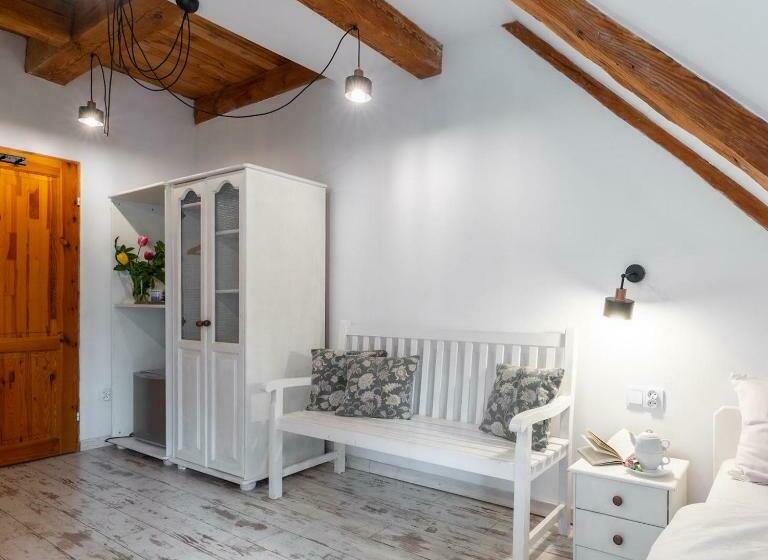 בית מלון כפרי Dworek Tradycja