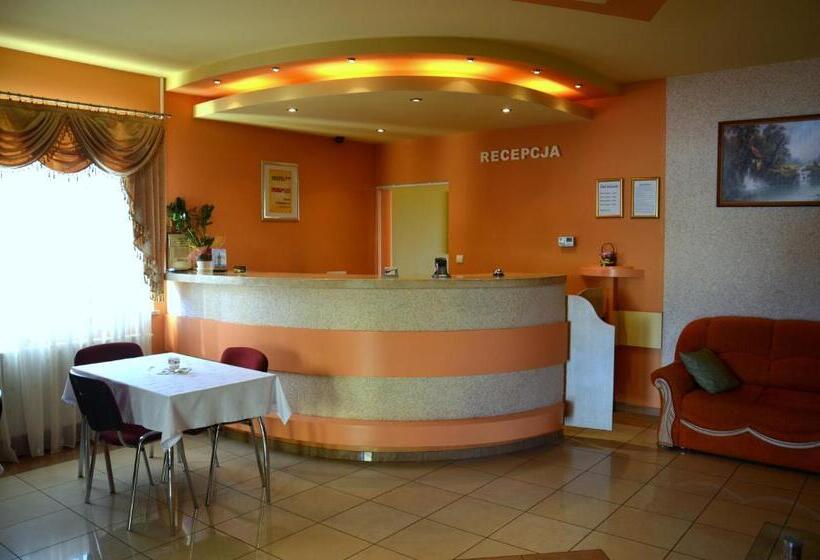 酒店 Marco Płońsk Szkolna 115