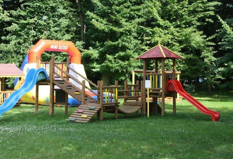 Отель Pałac żelechów Spa & Wellness