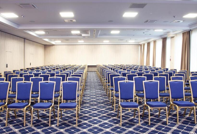 Отель Pałac żelechów Spa & Wellness