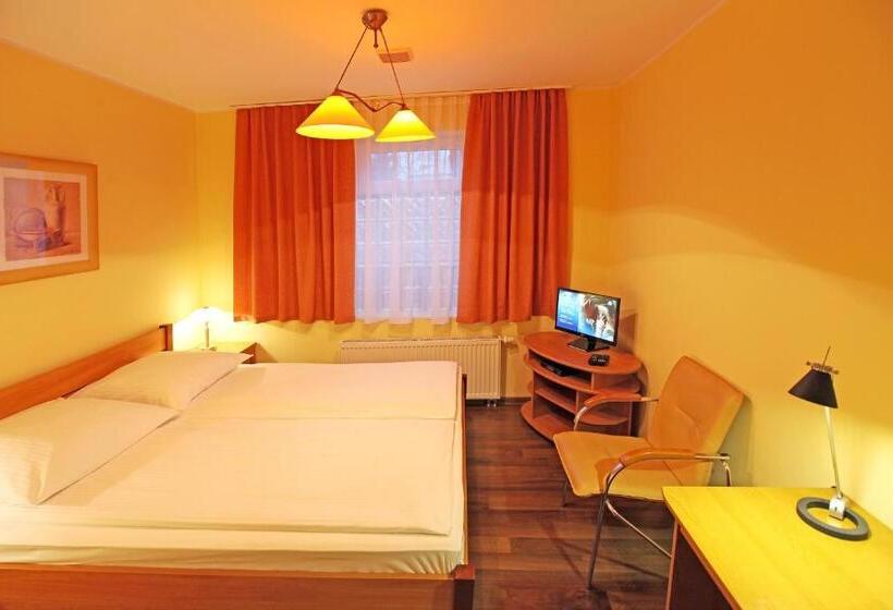 בית מלון כפרי Panorama Bh