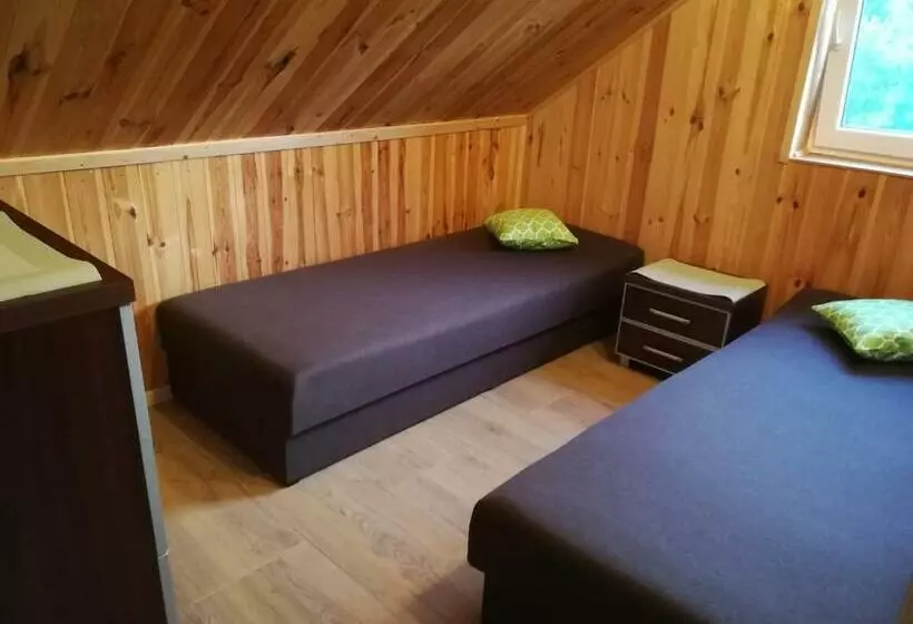 ホテル Så‚onecznikowy Zakä…tek