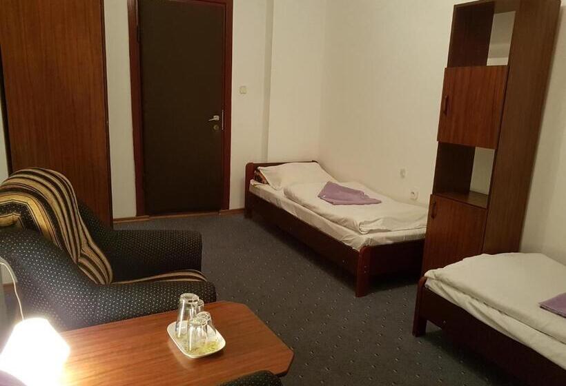 בית מלון כפרי Zajazd Turystyczny Hetman