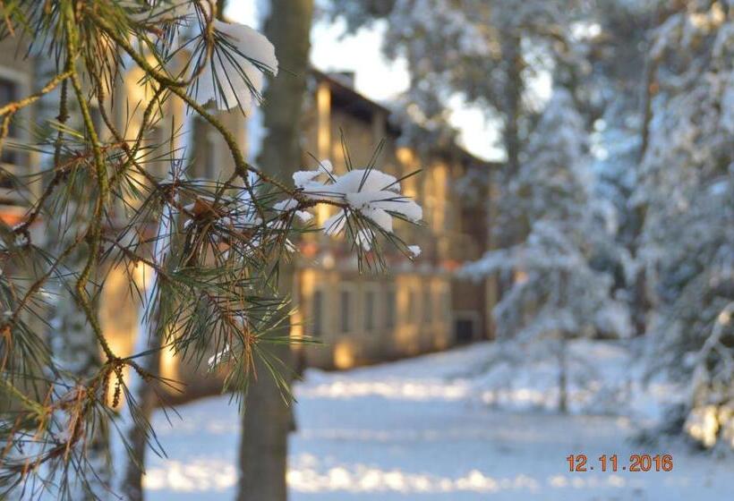 בית מלון כפרי Zajazd Turystyczny Hetman