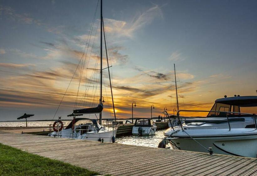Marina śniardwy Resort